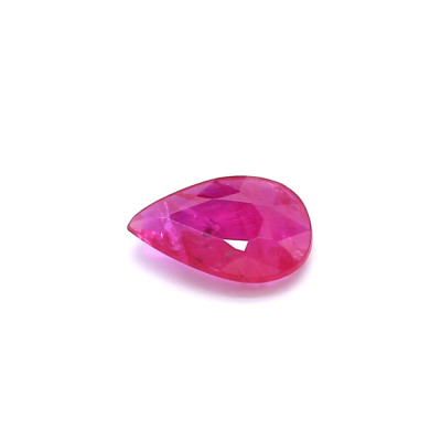 0.55克拉亮色肉眼可见包体梨形莫桑比克红宝石
