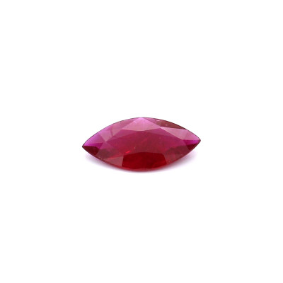 0.46克拉鲜色肉眼可见包体橄榄形莫桑比克红宝石