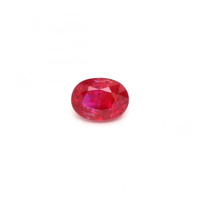 0.20克拉亮色輕微內含物橢圓形莫桑比克紅寶石