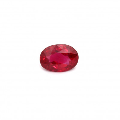 Ruby 0,9 Karat oval