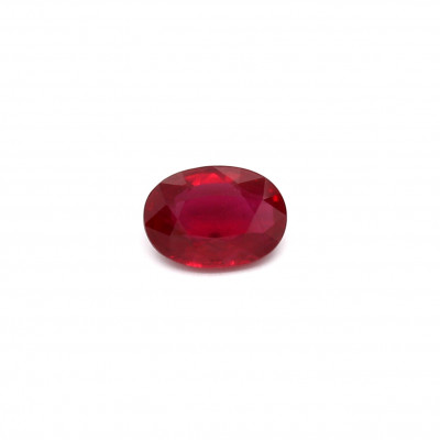 Ruby 0.96 Karat oval