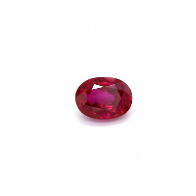 Ruby 0,86 Karat oval